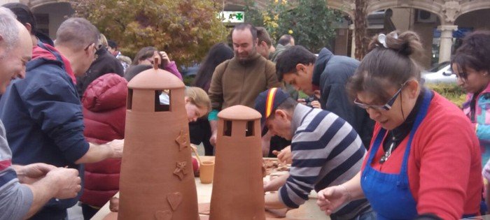 Imagen de Cabecera del Taller de modelado en barro