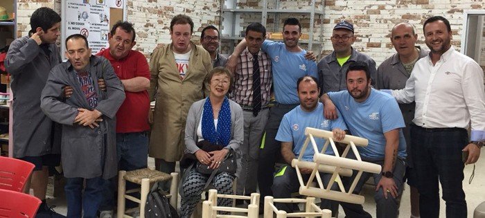 Visita-Hisa-Okada-Sillas-Envio-Japon-180620-Asociacion-San-Jose-Guadix