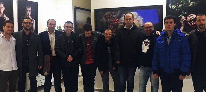 cabecera web con las personas que realizaron los marcos